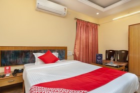 Hotel Gayathri Grand by OYO Rooms