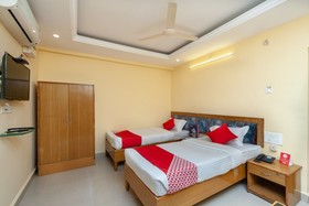Hotel Gayathri Grand by OYO Rooms