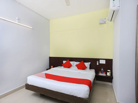 Hotel Golden Rooms By OYO Rooms