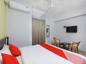 Hotel Golden Rooms By OYO Rooms