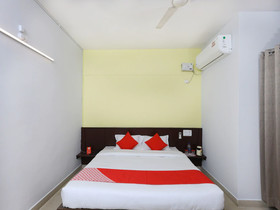 Hotel Golden Rooms By OYO Rooms