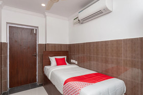 Hotel Srinivasa Residency By OYO Rooms