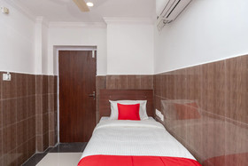 Hotel Srinivasa Residency By OYO Rooms