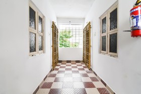 Madarasu Smart Homes by OYO Rooms