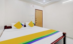 Treebo Trip Vardhan Stay Inn