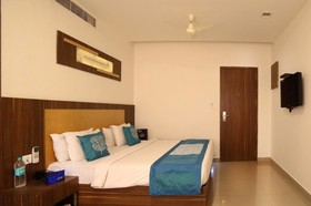 Continental Park Hotel