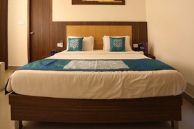 Continental Park Hotel
