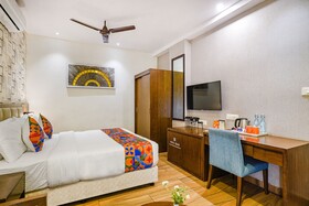 Hotel D Dev By FabHotels
