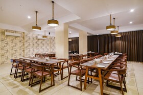 Hotel D Dev By FabHotels