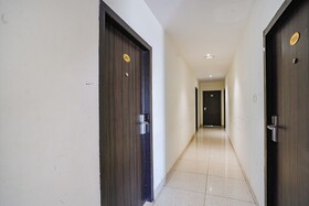Hotel D Dev By FabHotels