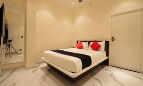 Hotel Golden Way