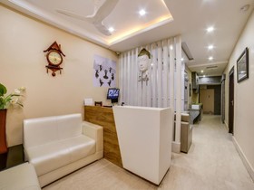 Hotel Golden Way by OYO Rooms