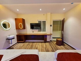 Hotel Sannidhi