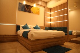 Hotel Sree Kubera Grand