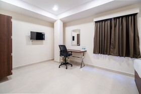 Monday Hotels Swarna's The Capital