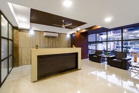 Monday Hotels Swarna's The Capital