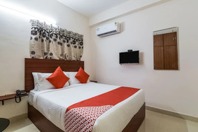 Pramukh Hotels by OYO Rooms