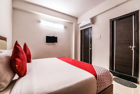 Pramukh Hotels by OYO Rooms