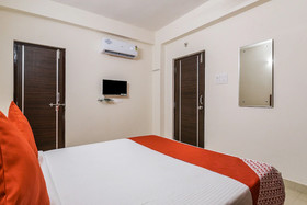 Pramukh Hotels by OYO Rooms