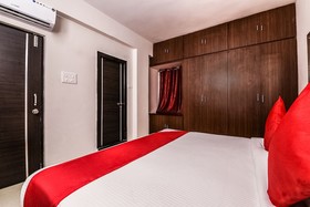Pramukh Hotels by OYO Rooms