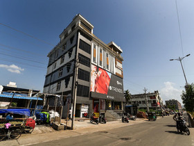 Sr Grand By OYO Rooms