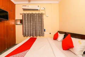 The Yuva Inn By OYO Rooms