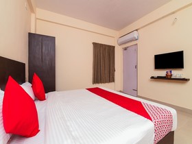 Akshara Suites By OYO Rooms