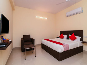 Akshara Suites By OYO Rooms