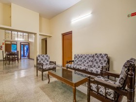 B Squre Villa by OYO Rooms