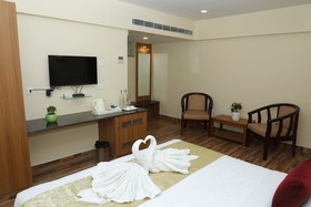 Gadiraju Palace Convention Centre & Hotel