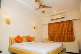 Hotel Kinnera Comforts