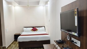 Hotel Radha Krishna