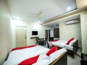 Lalitha Convention by OYO Rooms