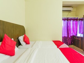 OYO 15011 New Blue Homes