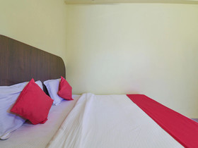 OYO 15011 New Blue Homes