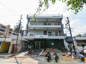 OYO 15011 New Blue Homes