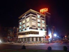 R R Grand by FabHotels