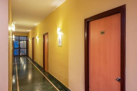 Treebo Saaket Residency