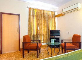 Treebo Saaket Residency