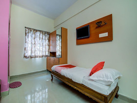 Savera Function Hall By OYO Rooms