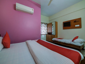 Savera Function Hall By OYO Rooms