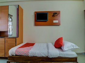 Savera Function Hall By OYO Rooms