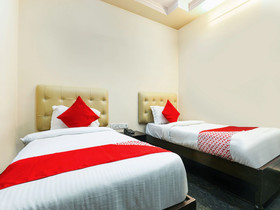Seacity Guest House by OYO Rooms