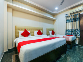 Seacity Guest House by OYO Rooms