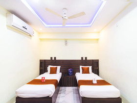 Shree Darshini Guest House by OYO Rooms