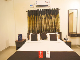 SRK Guesthouse By OYO Rooms