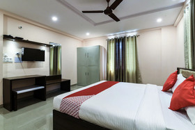 V- Comforts By OYO Rooms