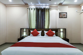 V- Comforts By OYO Rooms