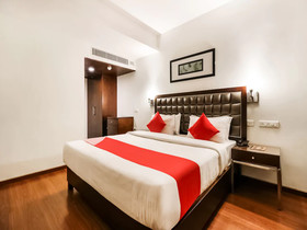 The Regency Hotel by OYO Rooms