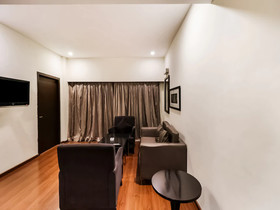 The Regency Hotel by OYO Rooms